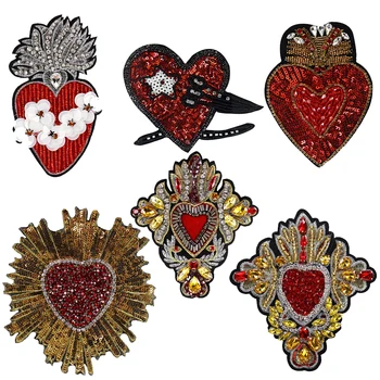 

Beaded Crystal Diamond Heart Patches Embroidery Applique Sew on Gold Badge Clothes Rhinestones Diamond Craft 1pc TH1672