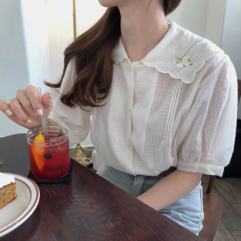

So Beautiful Blouse Retro Lady Puff Sleeve Flower Embroidery Shirt Women Top Summer Chemise Femme Chemisier Blusa Mujer Camisa