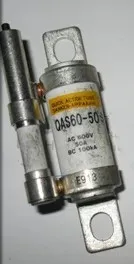 Предохранители: QAS60-75 75A 600 V/QAS60-50 QAS60-50S 50A 600 V/QAS60-20 QAS60-30 aR