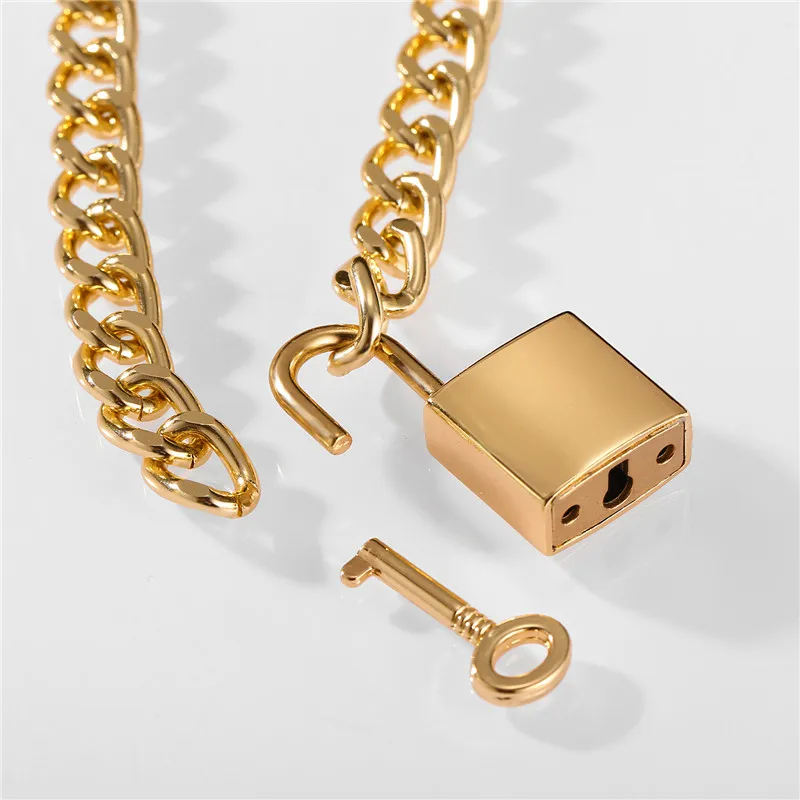 17KM Gothic Gold Plated Necklace Lock 