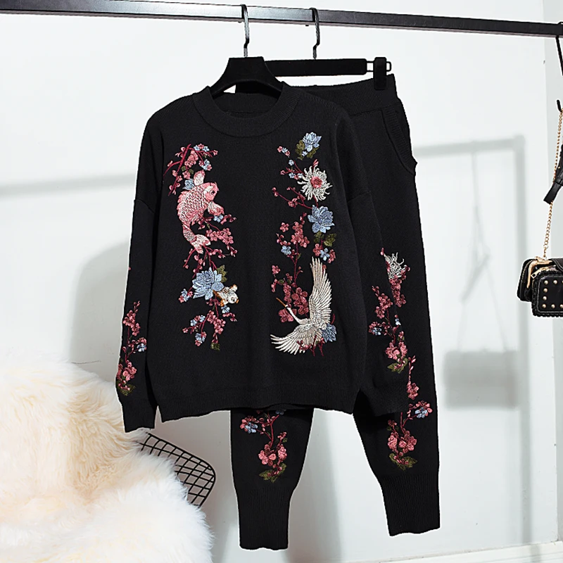 

Tracksuit Sets Female 2pc Embroidery Flowers Knitted Pullover Sweater Pencil Pants Two Piece Set Women Loose Black Knitting Suit
