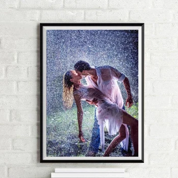 

Couple Kissing In The Rain Diamond Painting Bedroom Living Room Decoration Embroidery High Quality Mosaic Diamond Home Decor