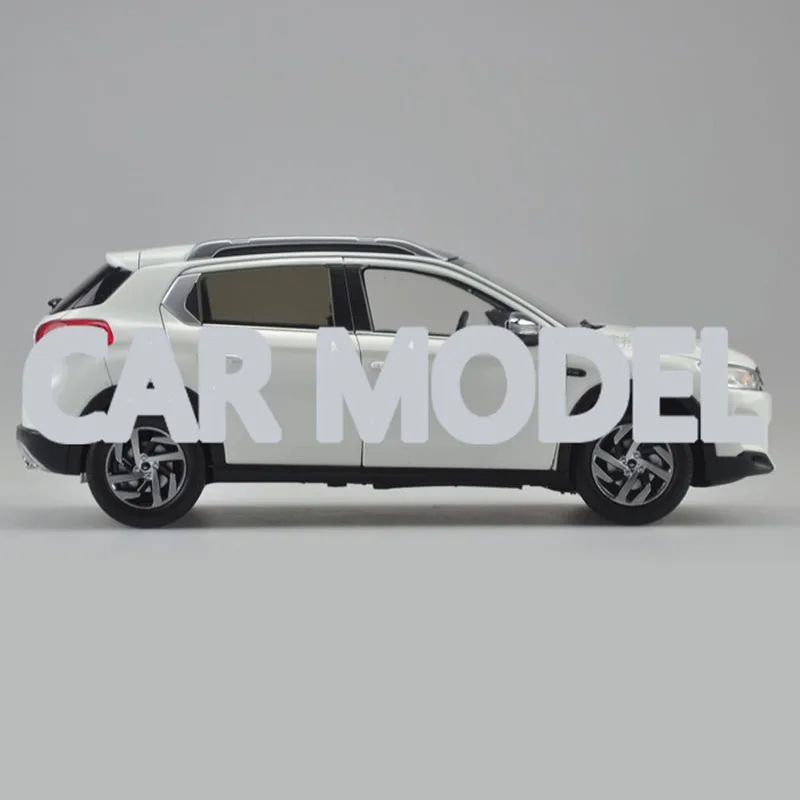 1:18 Масштаб сплава игрушечных транспортных средств C3-XR автомобиль модель детских игрушечных автомобилей авторизованный игрушки для детей