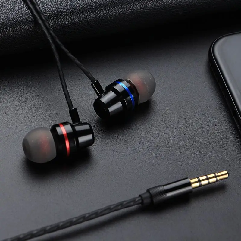 

In-ear 3.5mm Noise Isolating Metal Super Bass Earbud Wire-controlled Earphones with Microphone for IPhone Samsung Xiaomi Huawei
