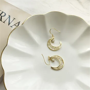 

RUIYI Real 925 Sterling Silver Women Delicate Moon Star Drop Earrings Korean Girls Mini Studio Personalized Gold Niche Earrings