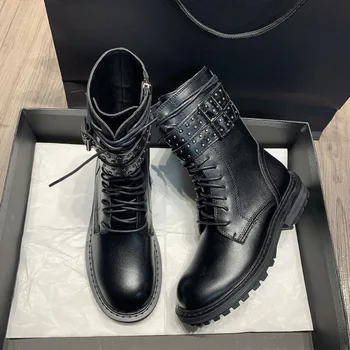 

2020 Autumn Rivets Shoes Boots Women Fashion Brand Martin Boots Patchwork Cross-tied Real Leather Boots Female Ankle botas mujer