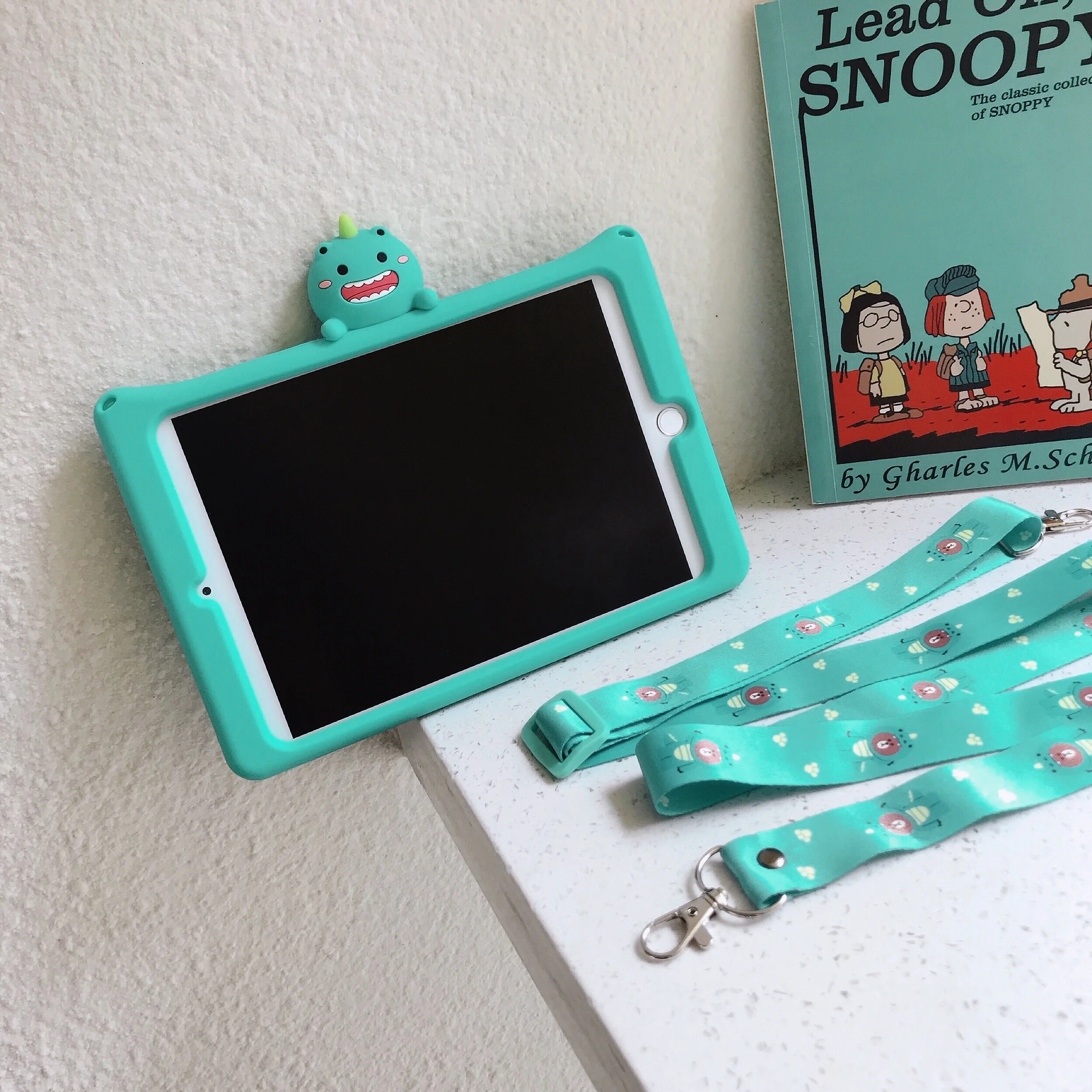 

Soft silicon stand Cover For iPad 9.7 2018 2017 Pro 9.7 Air 1 2 Smile dinosaur Pattern Case for iPad Mini 1 2 3 4 5 Kids cases