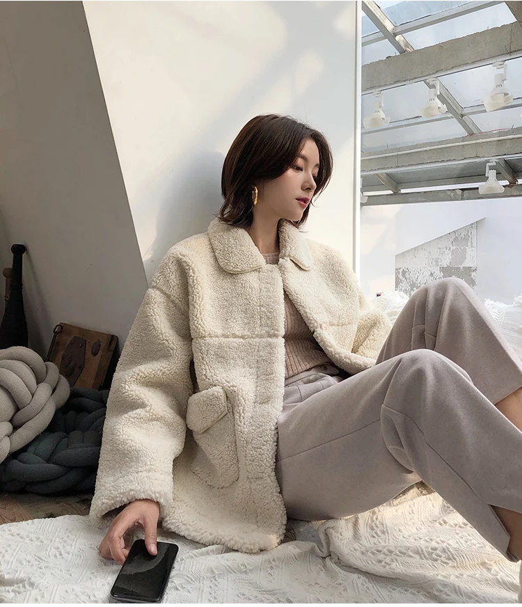 Women Lamb Fur Coat New Autumn Winter Single-breasted Lapel Thicker Jacket Casual Female Overcoat