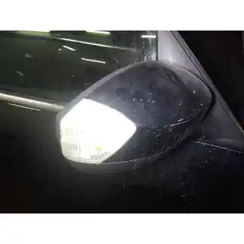 

RIGHT REARVIEW Ford GALAXY (CA1)