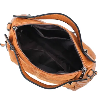 

2020 Hot Stud Rivet Handbag European and American Fashion Scrub Motorcycle Bag Women's Shoulder Bag