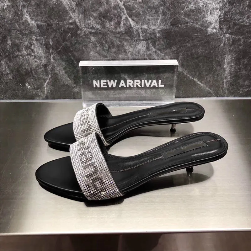 

19 Spring and Summer New Sexy Water Drill Word Slippers Female Open Toes Slippers Woman Shoes Summer Slippers Fashion Designer