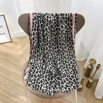 

2020 fashion leopard hijab scarf women autumn spring Spain style luxury brand long pink striped leopard scarf muffler shawl