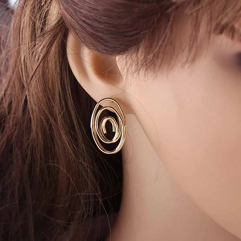 

Fashion Stud Earrings for Women Statement Oval Earrings Silver Gold Color Hollow Irregular Metal Circle Alloy Earrings Jewelry