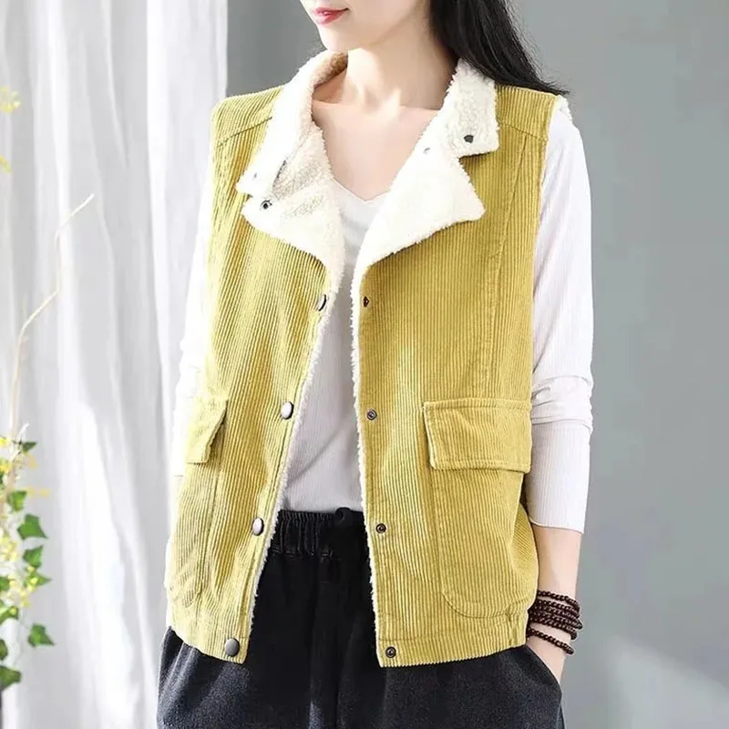 

High Quality New 2023 Autumn Winter Korean Fashion Ladies Warm Coats Women Vintage Corduroy Vests Casual Sleeveless Waistcoats