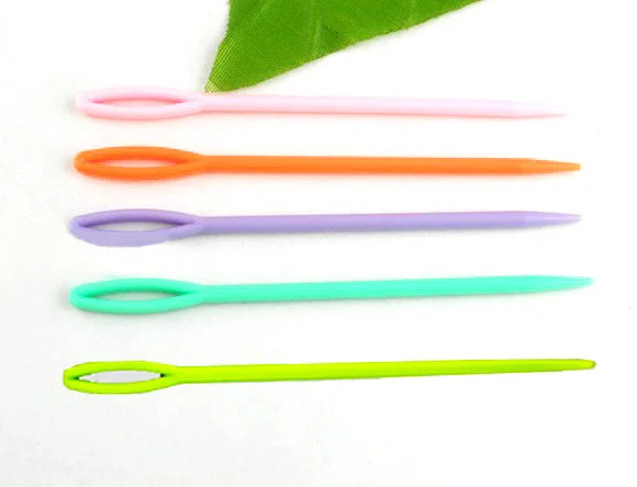 20Pcs 7cm Multicolor Plastic Sewing Needles For Crafts Needlework Mixed Color Cusp Crochet Hooks Kniting Pins Tools