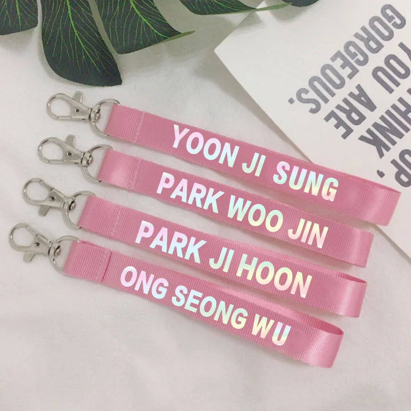 Kpop WANNA ONE брелок имя члена Модный кулон брелок для мобильного телефона висячая Пряжка Застежка-молния Съемник Kpop wanna one брелок