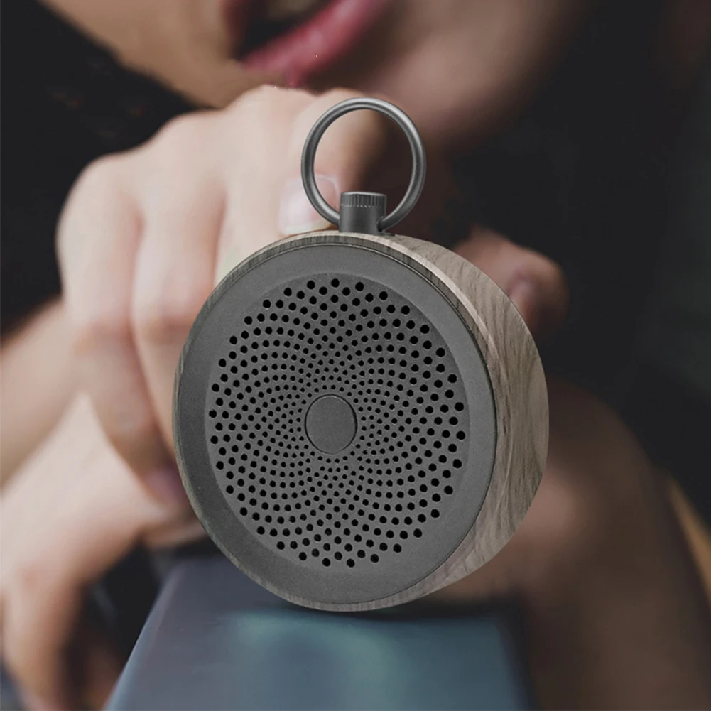 Мини HIFI планшет TWS соответствующий подарок универсальный открытый портативный телефон Встроенный динамик с функцией Bluetooth беспроводной громкой связи - Цвет: White