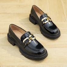 Mocasines de piel auténtica con plataforma para mujer, zapatos de tacón bajo, estilo británico, informales, color negro, 2022