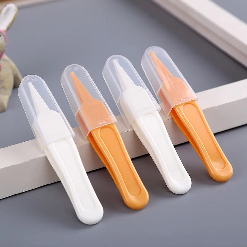 5Pcs Baby nose clip Navel Nose Clip Ear Accessories Forceps Safety Tweezers Plastic Cleaning Baby Care Nose Color Random mini