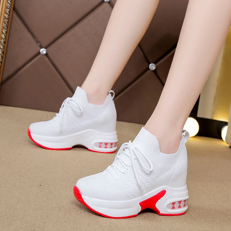 girl gym shoes on sale