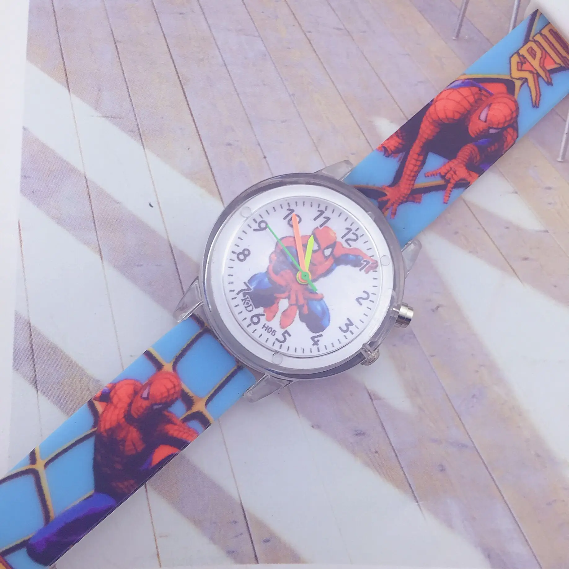 Fashion Children Watches For Kids Colorful Flash Light Electronic Boy Watch Birthday Party Gift Clock Wrist New Design afbeelding