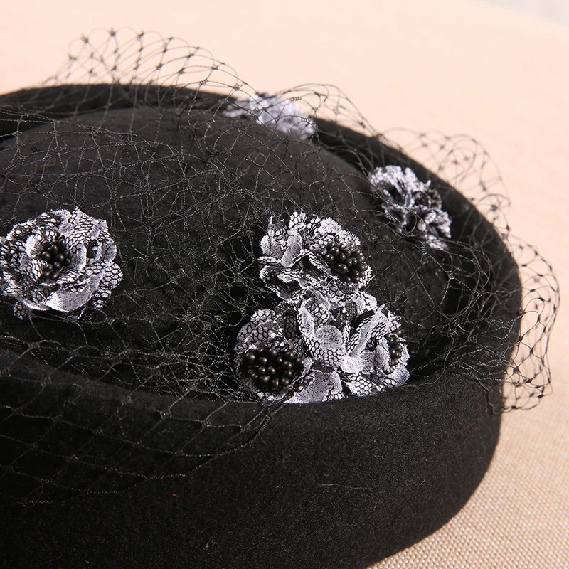 Вуалетки черная Цветочная шляпа-таблетка с вуалью австралийская шерстяная фетровая Свадебная шляпа женские винтажные Цветочные коктейльные фетровые шляпы LM009