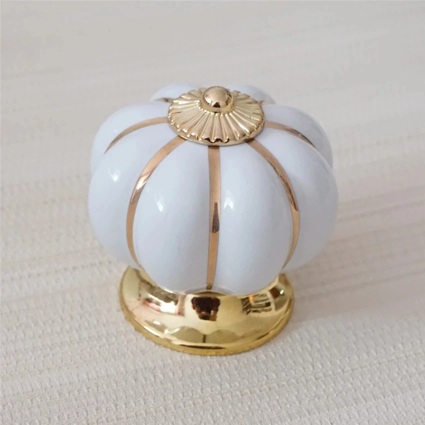 Silver-Gold-Pumpkin-Knobs-Ceramic-Door-Handle-Knob-Cabinet-Pull-Knobs-Drawer-Pull-Handles-Knobs-Furniture.jpg_Q90.jpg_.webp (3)
