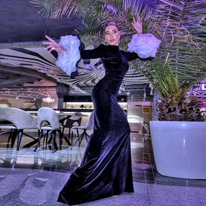 Элегантное вечернее платье с высоким воротом и расклешенными рукавами, модное черное велюровое официальное платье, красивое вечернее платье из тюля с оборками