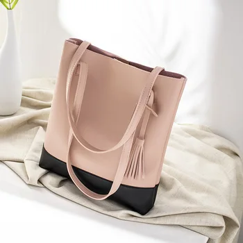 

2020 summer new messenger tassel bag female bag Korean version of Tote portable student mobile phone change soft leather