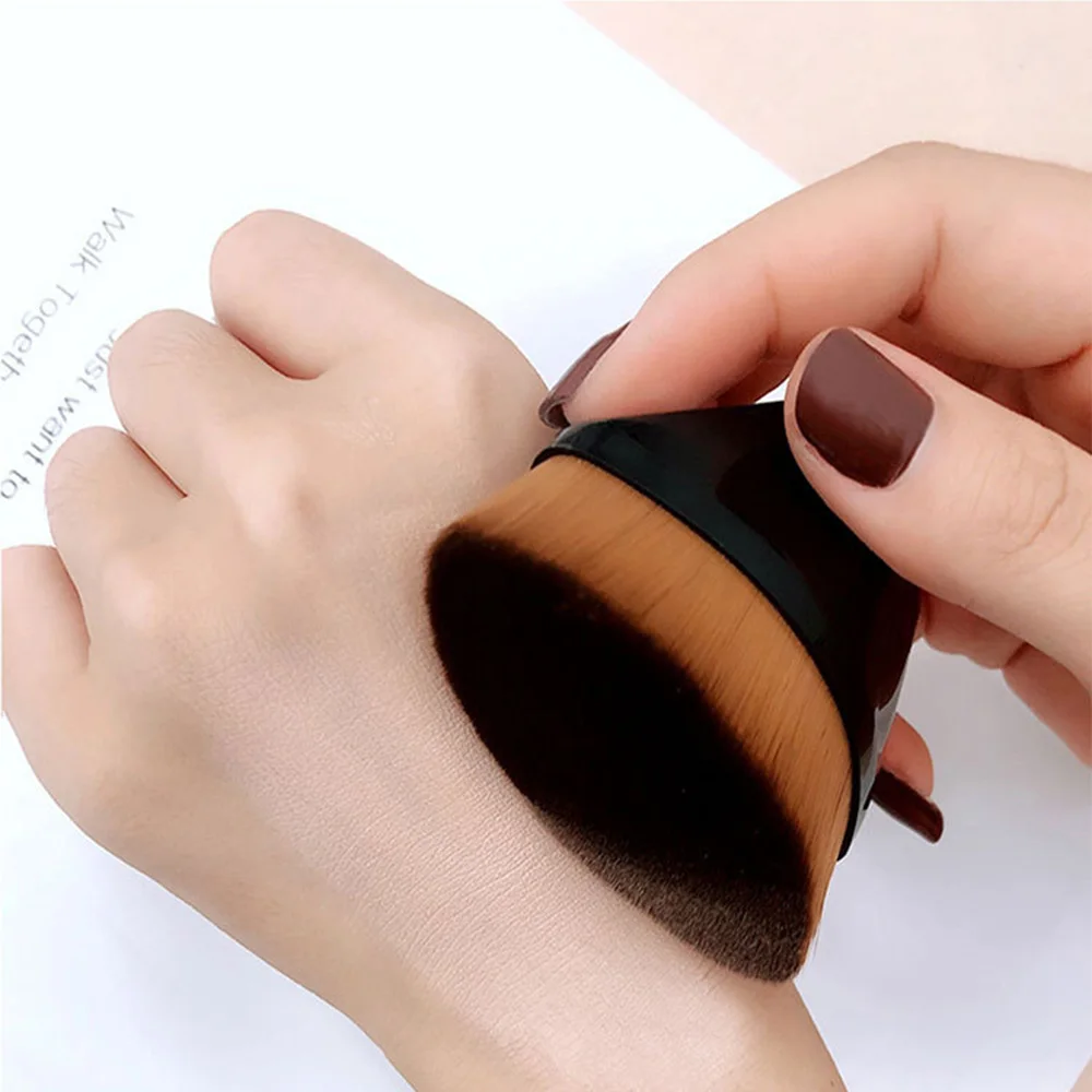 Foundation Makeup Brushes Petal-Shaped Flat Top Kabuki Brush for Blending Liquid Cream or Flawless Powder Cosmetics Tool