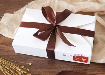 

19.5*12.5*4cm kraft paper box.white brown colour candy biscuit box,envelop style gift paper boxes with ribbon for Christmas