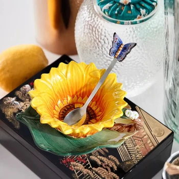

3-Piece Set Sun Flower Cup and Saucer Set with Spoon Coffee Cups Handmade Ceramics Luxury Water Cup Sunflower Porcelein Tea Cups