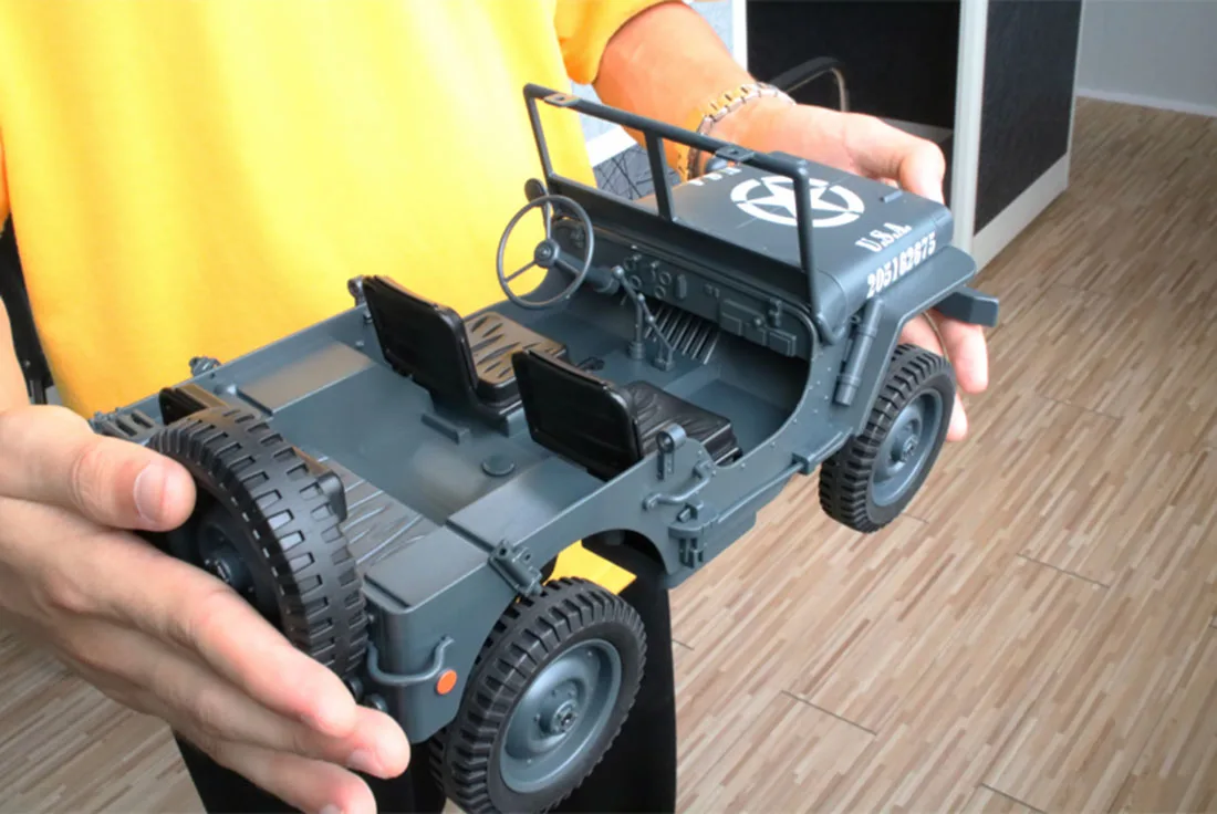 1/10 RC Автомобиль 2,4G 4WD с дистанционным управлением джип симулятор четыре колеса внедорожный военный альпинистский автомобиль Diecast светодиодный 4WD автомобиль игрушки
