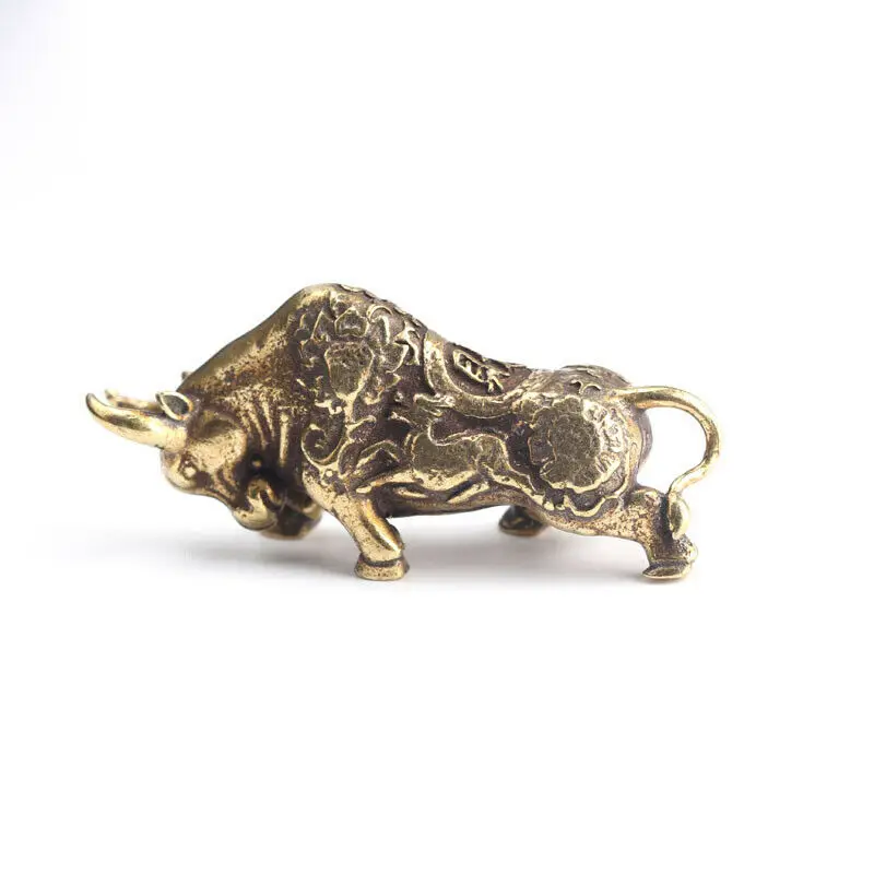 Collectible Chinese Brass Cattle Statue Ox Decorative Pendant