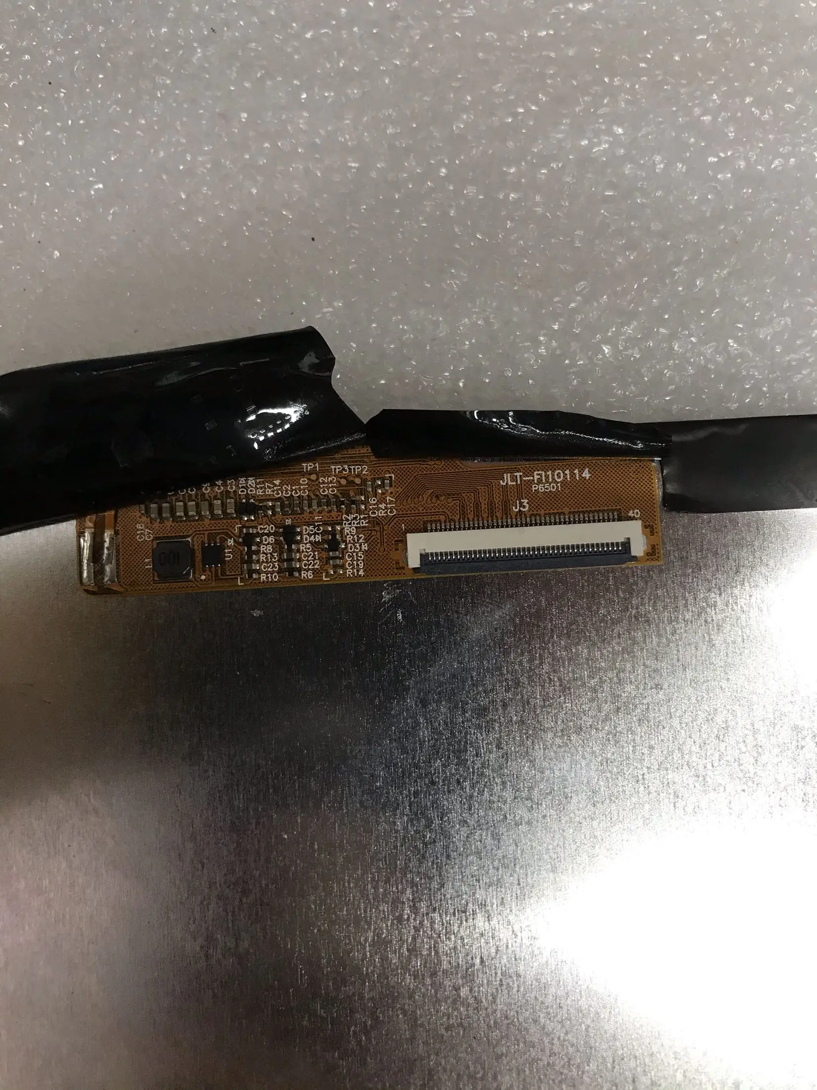 º ǻ LCD ÷ ȭ鿡   JLT-F10114