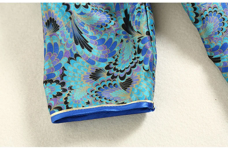 9992278839_886519106