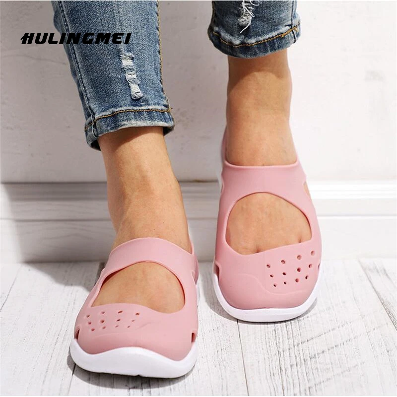

Women New Casual Jelly Sandals Soft Flat Slip On Female Sandals Hollow Out Mesh Flats Beach Footwear For Women