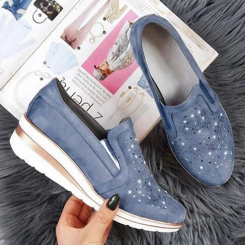 New Sneakers Women Slip-on Bling Crystal Female Shoes Solid Color Casual Loafers Women Platform Comfortable Flats Ladies Shoes