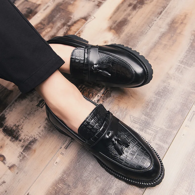 Merkmak Autumn Men Shoes Fashion Tassel Dress Shoes Crocodile Pattern Business Office Footwear Big Size Party Wedding Footwear