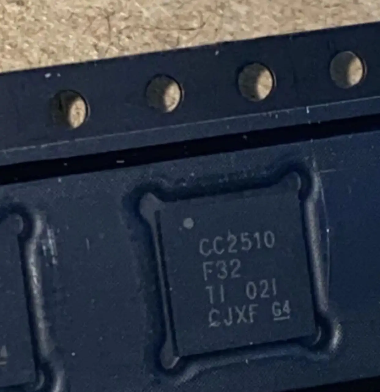 

5 шт./CC2510F32RHHR CC2510F CC2510 F32 QFN36