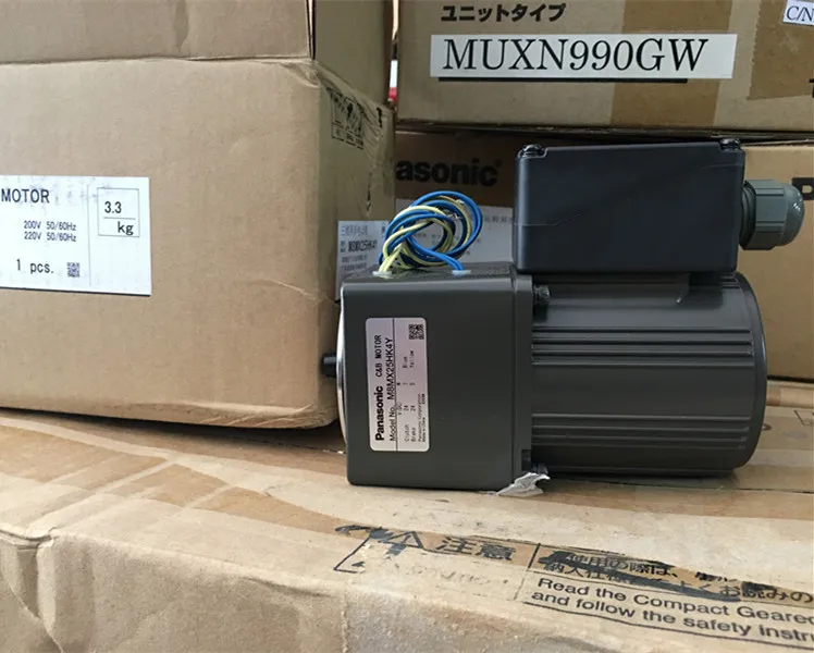 Двигатель Panasonic M9MC90GT4Y трехфазный мотор 220V