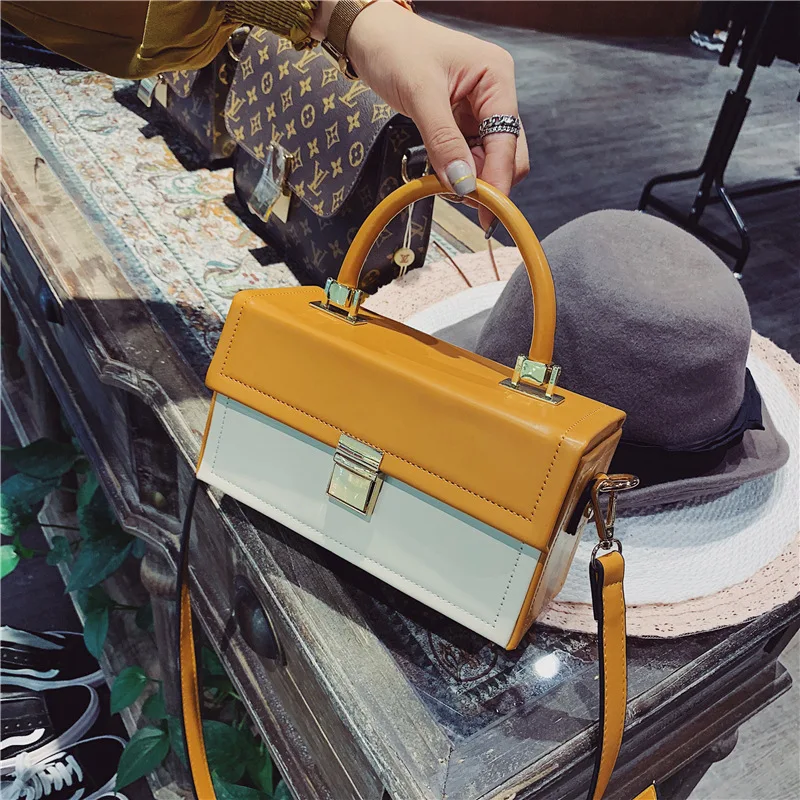 

Korean version of stereo shaped small box color lock single shoulder diagonal women's bag