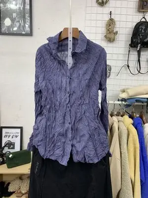 Фиолетовый Новые весенние корейские женские свободные и тонкие одноцветные плиссированные хлопковые рубашки с длинными рукавами, женские рубашки с лацканами - Цвет: Фиолетовый