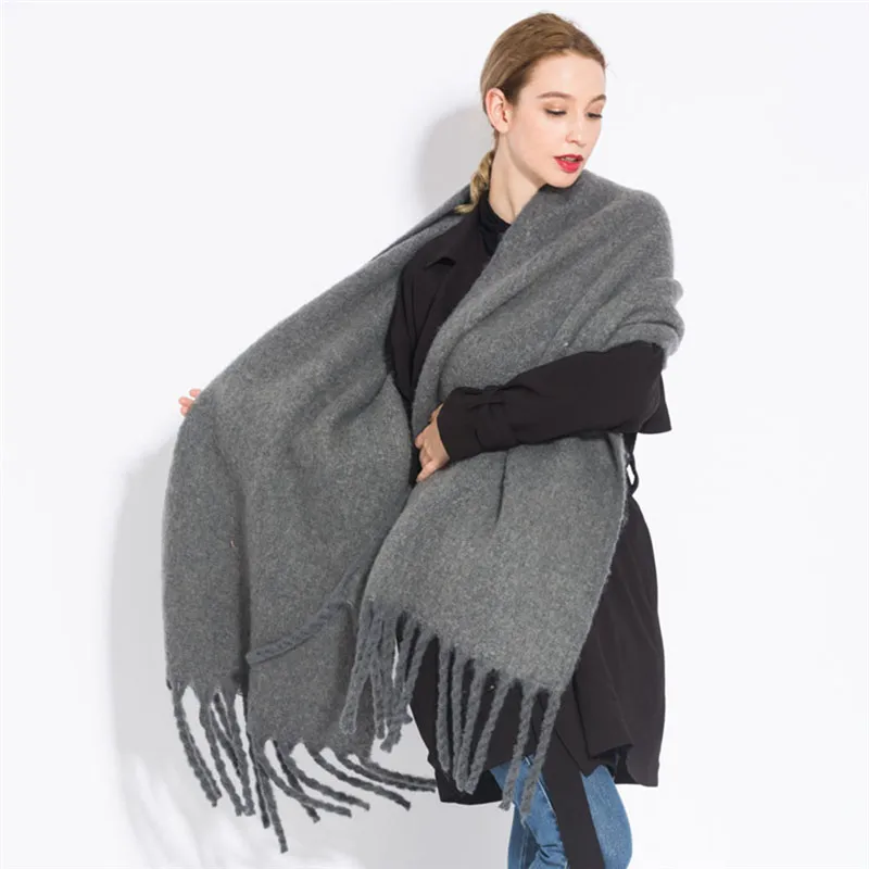 

2019 Autumn Winter Shawl Scarf Fashion Solid Color Pashmina for women Scarves Warm Tassel Hijab Stole Scarfs bufanda mujer