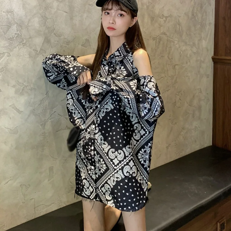 Autumn Women's Off-shoulder Blouses Niche Design Sense Printing Long Sleeve Loose Shirt Tops 3
