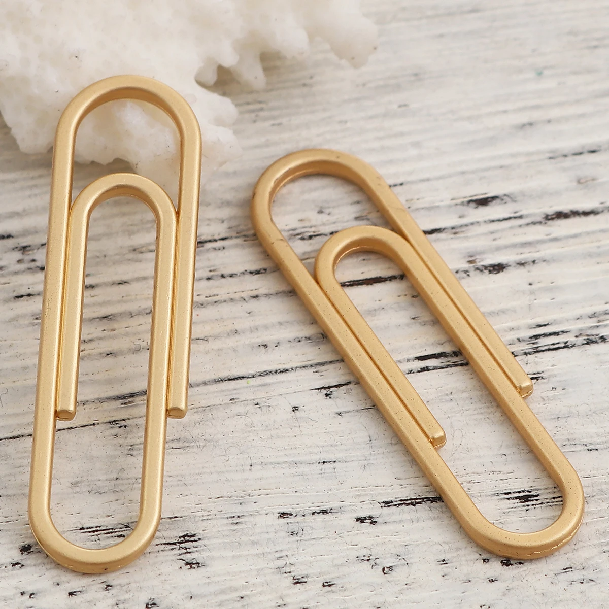 

Zinc Based Alloy ConnectorsFor Earrings Necklace DIY Findings Paper Clip Style Matt Gold Color Jewelry Making 40 x 11mm, 5 PCs