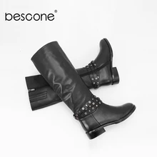 BESCONE модную зимнюю Для женщин сапоги женские сапоги из натуральной кожи, высотой до колена, высокая обувь со шнуровкой, квадратный каблук украшения из металла сапоги в стиле «панк» L14