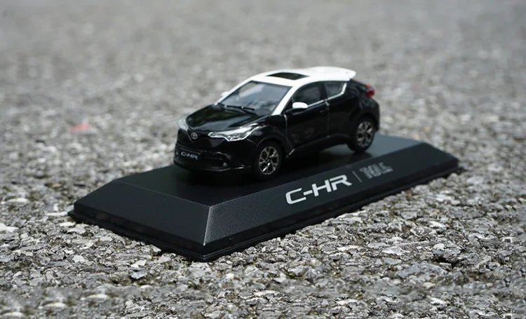 Diecast 1:43 Scale Die-cast Alloy TOYOTA C-HR CHR Vehicle Model Car Toys Adult Child Boys Gifts Collection Display Souvenir Show 8