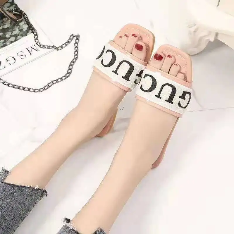 Zapatillas muje/Новинка года; дизайнерские женские шлепанцы; слипоны с клубничкой; прозрачные женские сланцы Летняя обувь - Цвет: Белый