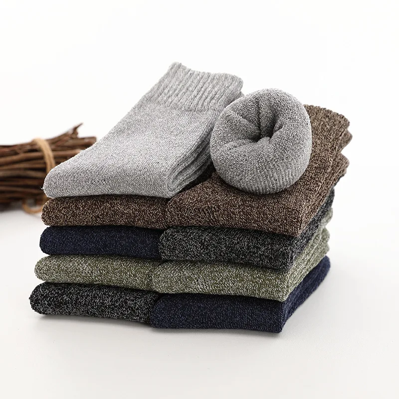 Chaussettes en laine épaisse unies pour homme